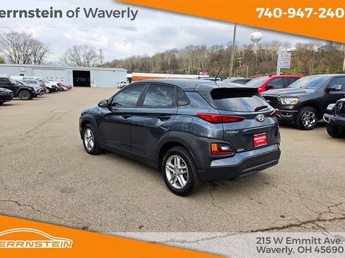 Used 2021 Hyundai Kona SE image 5