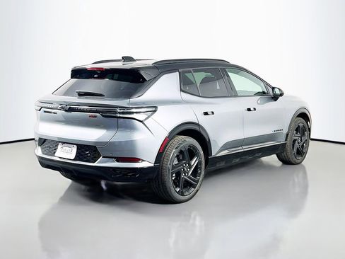 New 2026 Chevrolet Equinox EV RS image 5