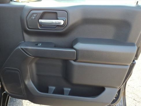 Used 2026 Chevrolet Silverado 1500 Custom image 14