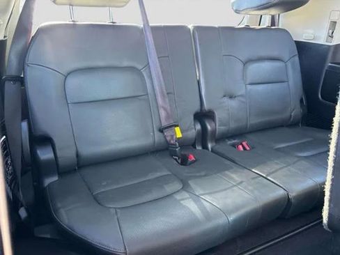 Used 2019 Toyota Land Cruiser image 14