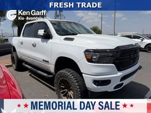 Used 2020 RAM 1500 Big Horn AWD/4WD image 1