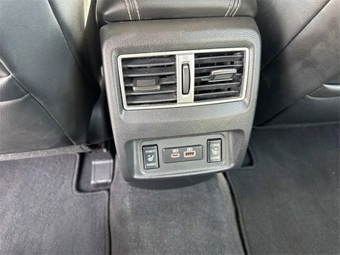 Used 2023 Nissan Maxima SL image 16