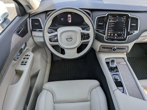 Used 2023 Volvo XC90 B6 Ultimate w/ Protection Package Premier AWD/4WD image 17