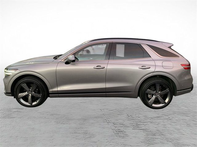 Used 2022 Genesis GV70 3.5T Sport w/ Sport Prestige Package AWD/4WD image 5