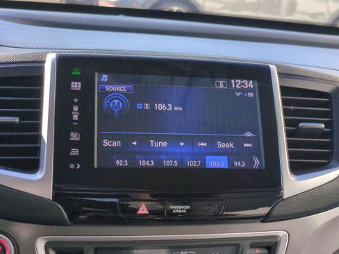 Used 2016 Honda Pilot EX image 24