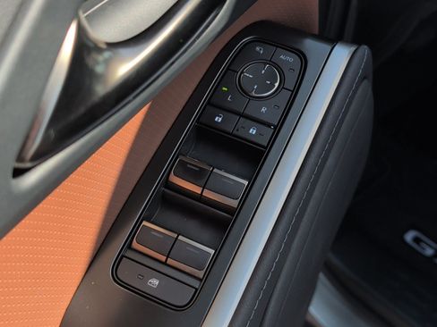 Certified 2025 Lexus GX 550 AWD/4WD image 9