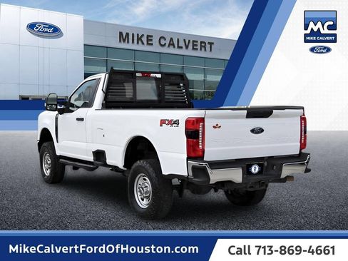 Used 2023 Ford F250 XL w/ 360-Degree Camera Package AWD/4WD image 2