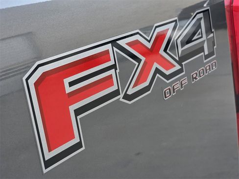 Used 2024 Ford F250 Platinum image 8