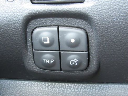 Used 2015 Nissan Leaf S w/ Charge Package image 30