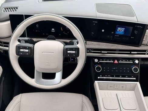 New 2026 Hyundai Santa Fe Calligraphy FWD image 17