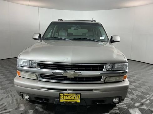 Used 2005 Chevrolet Suburban Z71 w/ Preferred Equipment Group AWD/4WD image 2