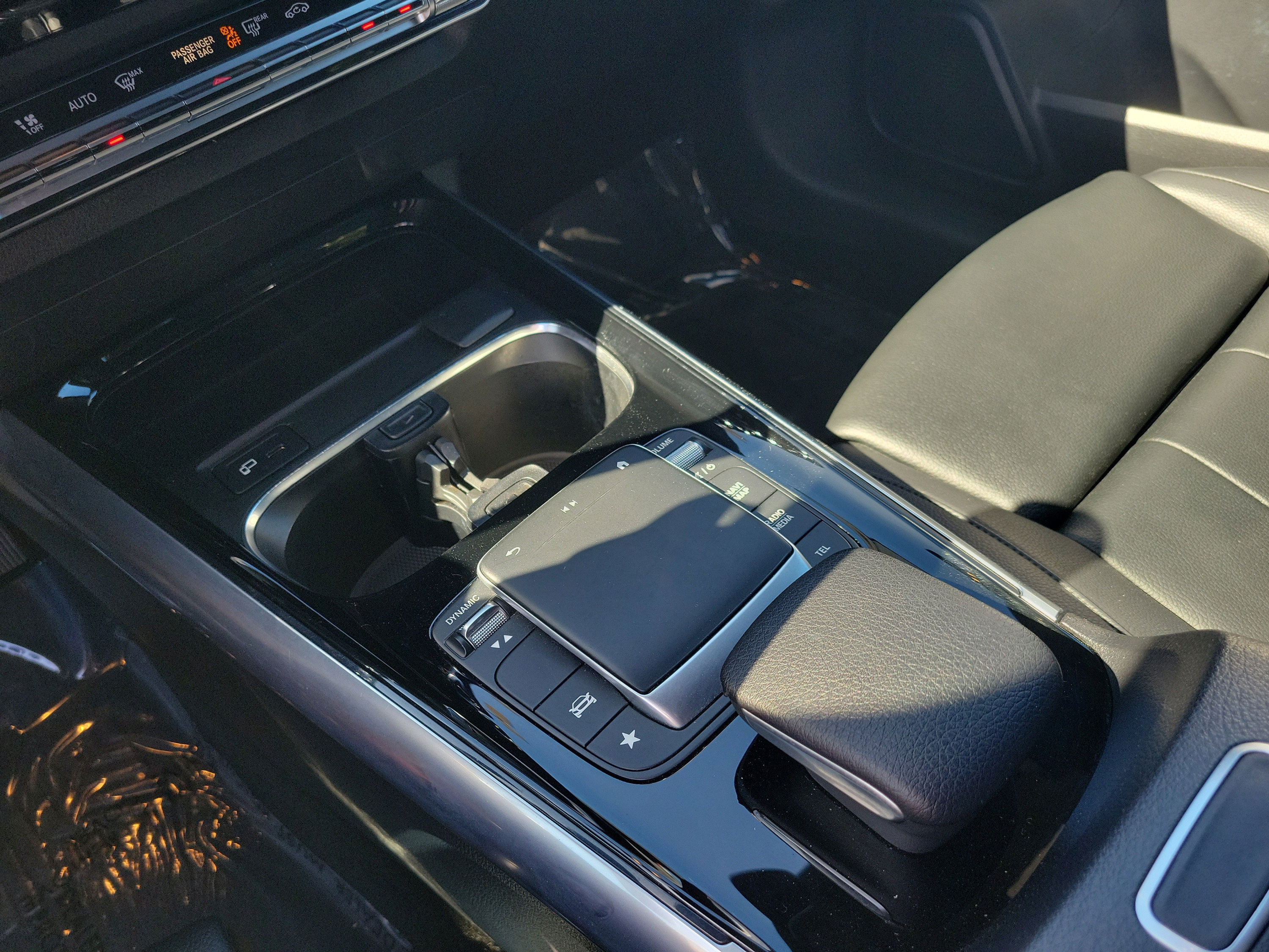 Certified 2021 Mercedes-Benz GLA 250 4MATIC image 22