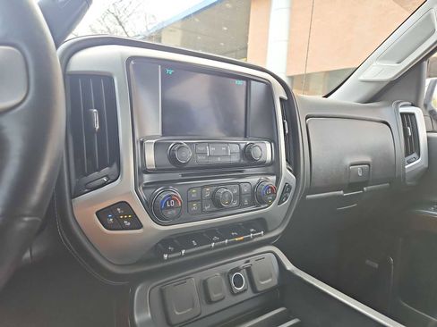 Used 2018 GMC Sierra 1500 SLT w/ Enhanced Driver Alert Package image 27