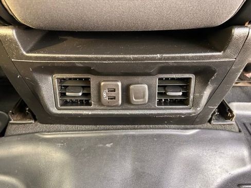 Used 2023 GMC Sierra 3500 SLE image 32