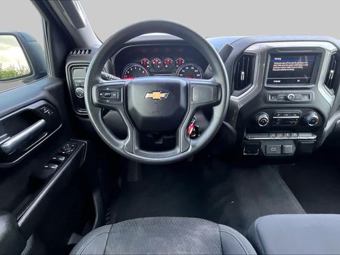 Used 2019 Chevrolet Silverado 1500 Custom w/ Custom Value Package RWD image 5