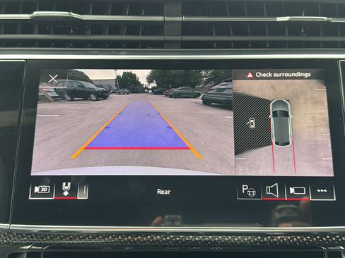 Used 2023 Audi SQ8 Prestige image 19