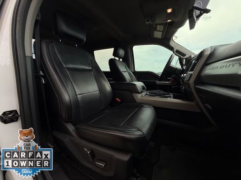 Used 2017 Ford F250 Lariat w/ Lariat Value Package AWD/4WD image 24