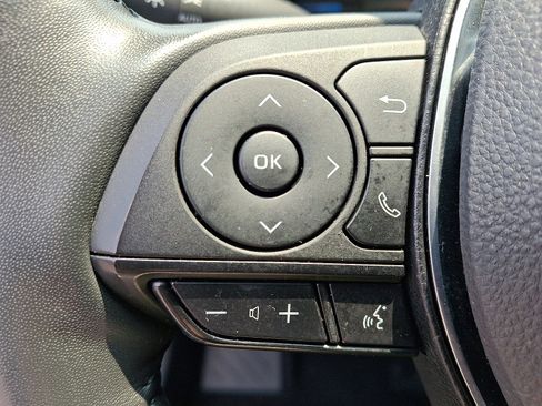 Certified 2022 Toyota RAV4 XLE w/ Convenience Package image 21