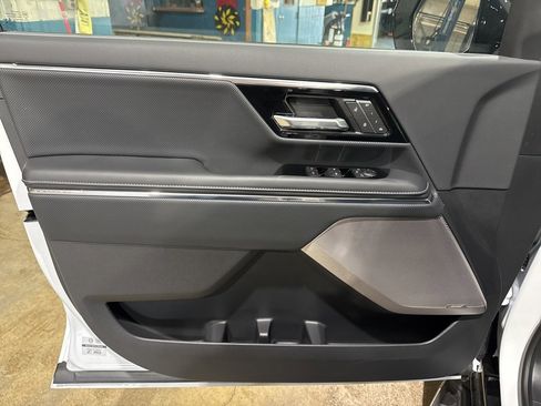 New 2025 GMC Sierra EV Denali image 20