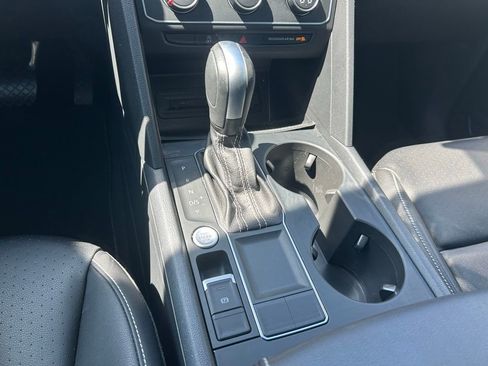 Used 2023 Volkswagen Atlas SE FWD image 49