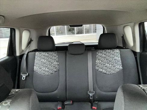 Used 2011 Kia Soul + w/ Audio Pkg image 16