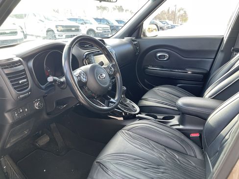 Used 2014 Kia Soul + w/ Primo Package image 12