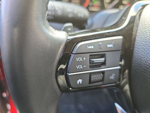 Used 2025 Honda Pilot EX-L image 19