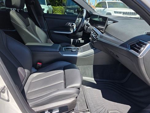 Used 2023 BMW 330i Sedan w/ Driving Assistance Package image 10