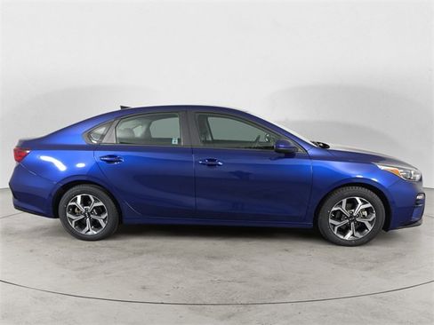 Used 2021 Kia Forte LXS image 6