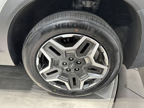 Certified 2023 Hyundai Santa Fe Limited AWD/4WD image 10