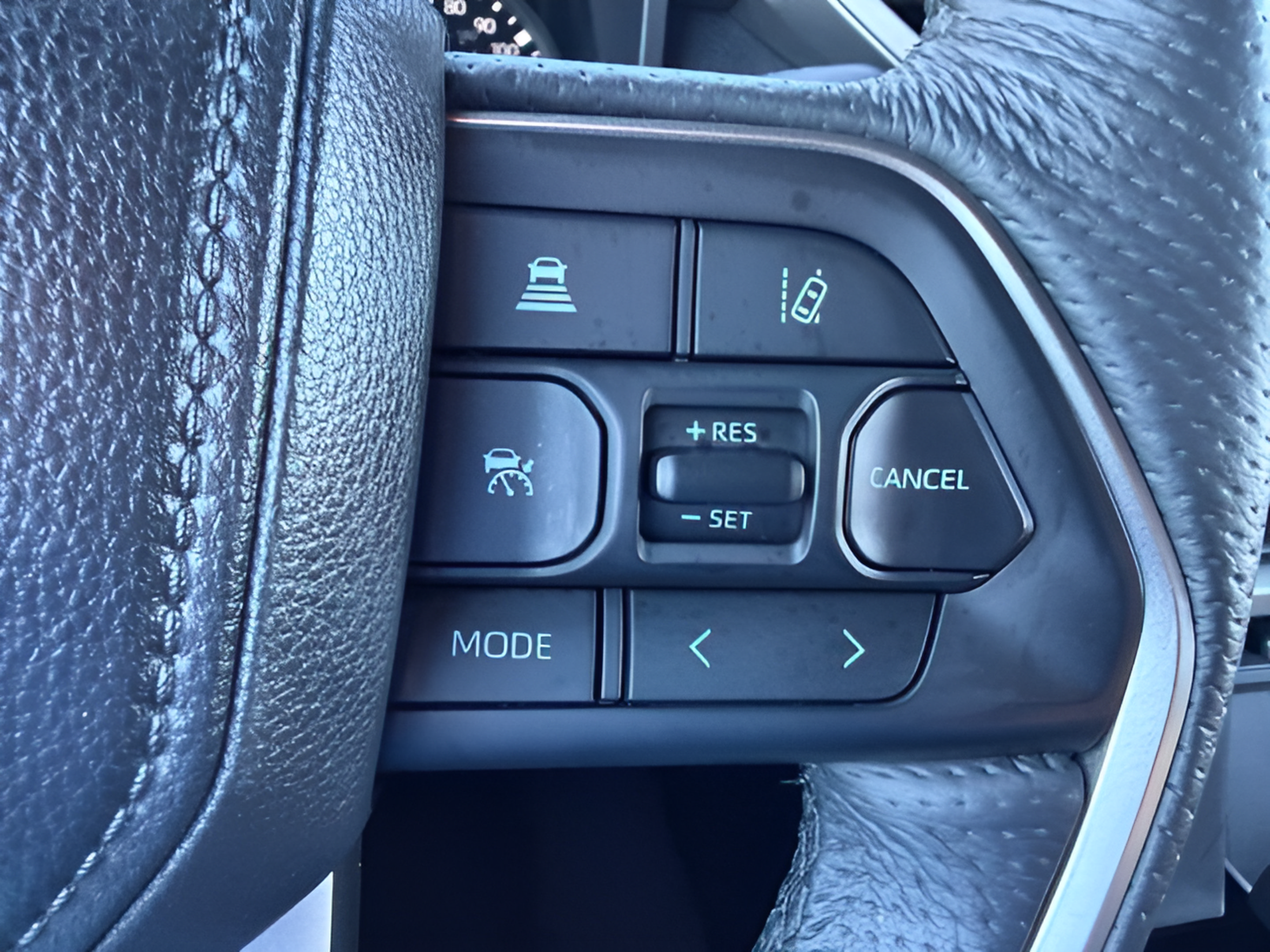 Used 2026 Toyota Tundra SR5 w/ TRD Off-Road Package AWD/4WD image 13
