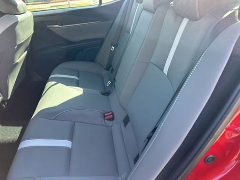 Certified 2025 Toyota Camry SE image 9