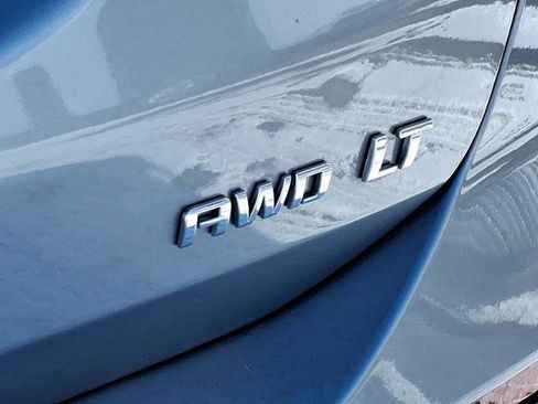 Used 2023 Chevrolet Equinox LT image 29