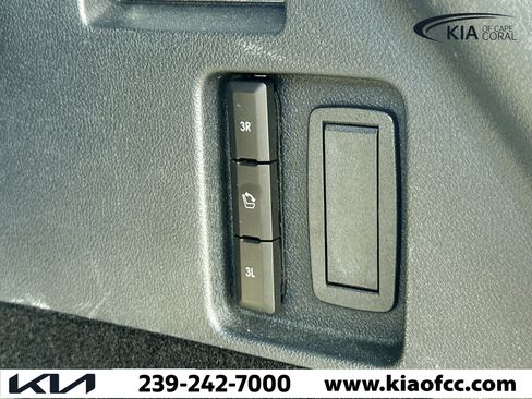 Used 2025 Lincoln Aviator Reserve image 12