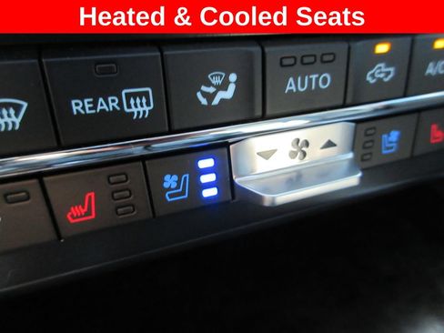 Used 2024 Ford F250 Lariat w/ Lariat Ultimate Package AWD/4WD image 22