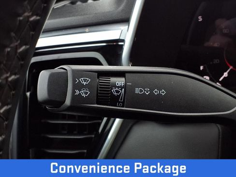 Certified 2025 GMC Canyon Elevation w/ Convenience Package image 19