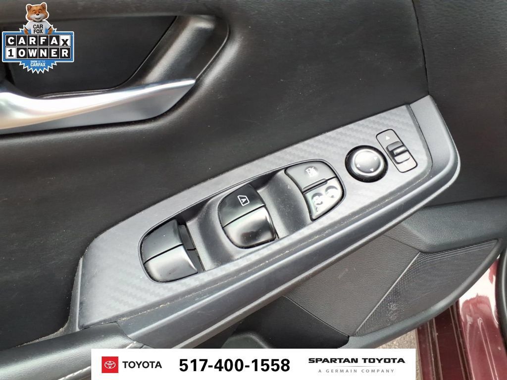 Used 2024 Nissan Sentra SV FWD image 15