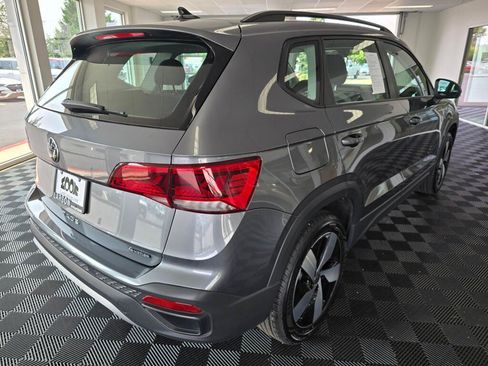 Used 2024 Volkswagen Taos S AWD/4WD image 5