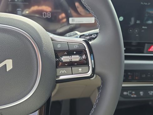 New 2026 Kia Carnival image 32