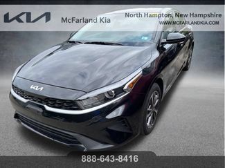 Used 2024 Kia Forte LXS FWD video 3