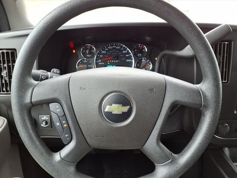Used 2022 Chevrolet Express 2500 w/ Driver Convenience Package image 33