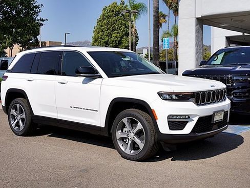 New 2023 Jeep Grand Cherokee Limited 4xe image 6
