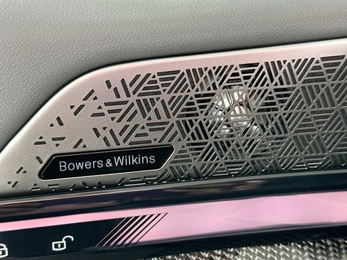 New 2026 BMW 550e xDrive w/ Executive Package image 18