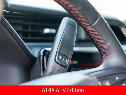 Used 2025 GMC Sierra 2500 AT4X w/ AT4X AEV Edition AWD/4WD image 20