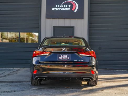 Used 2018 Lexus IS 300 AWD w/ Comfort Package image 6