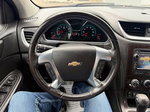 Used 2015 Chevrolet Traverse LT w/ Style and Technology Package AWD/4WD image 30
