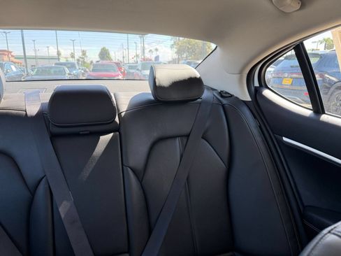Used 2026 Genesis G70 2.5T RWD image 39