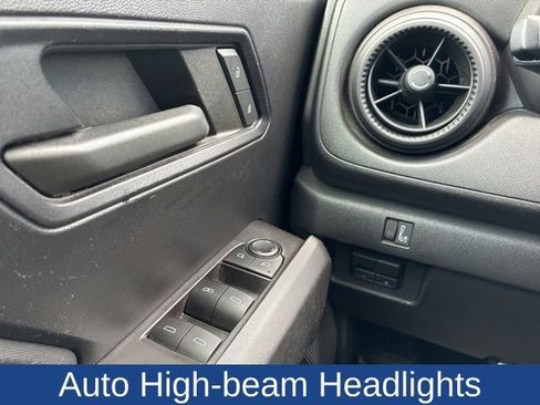 Used 2023 Chevrolet Colorado Trail Boss AWD/4WD image 18