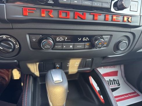 Certified 2025 Nissan Frontier PRO-4X image 26