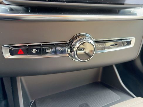 New 2026 Volvo XC90 T8 Ultra AWD/4WD image 18